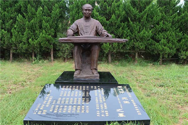 西安壽陽山墓地的價格區(qū)間大概是怎樣的?