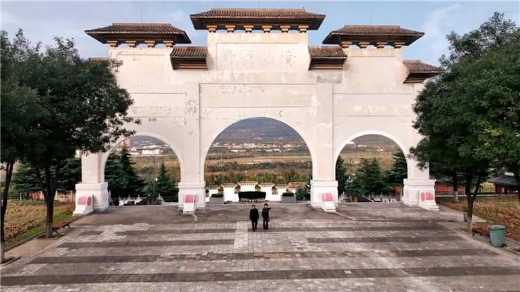 西安霸陵墓園是否提供價格優惠活動？
