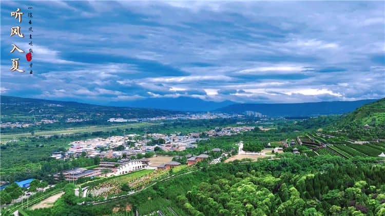 西安霸陵墓園的觀賞區和休息區有哪些特色？