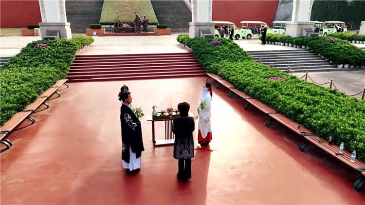 西安霸陵墓園新區 氣勢宏偉西安霸陵墓園新區，真正的安息之地