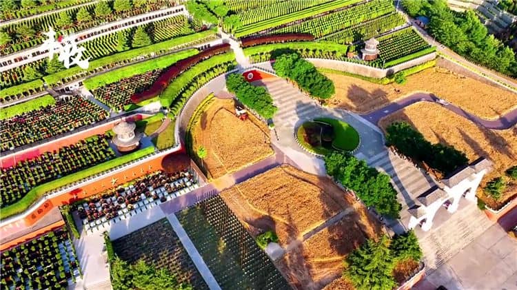 西安霸陵墓園新區(qū)是否提供接送服務(wù)？
